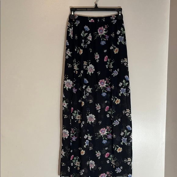Divided Black Floral Pencil Skirt XS Sheer over Short Skirt - Picture 7 of 8